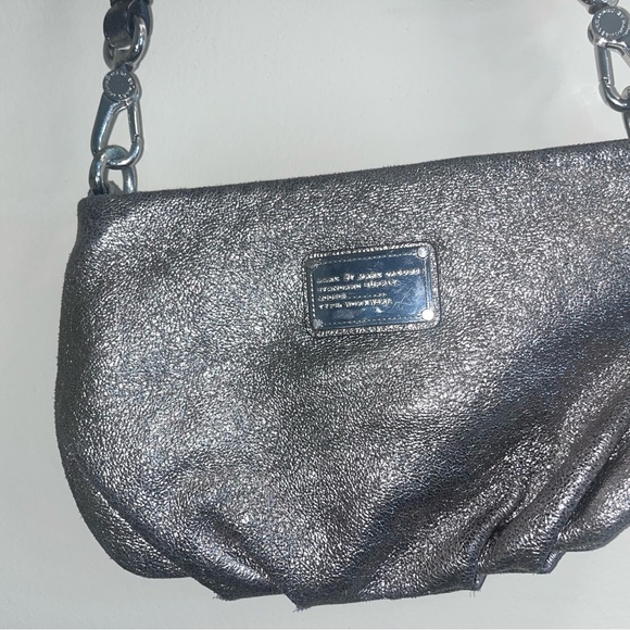 Marc Jacobs Silver Crossbody Bag - Picture 2 of 9